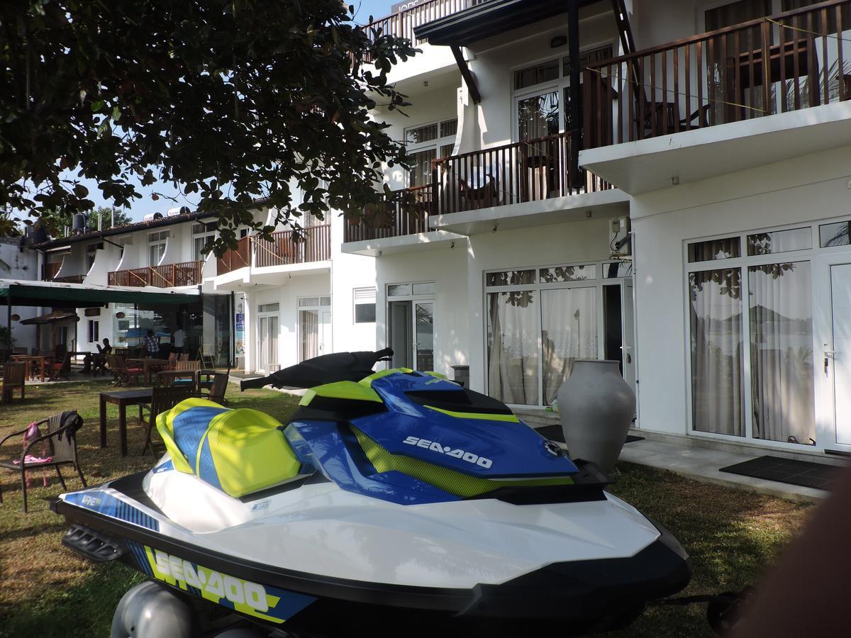 Joe'S Resort Unawatuna Bagian luar foto