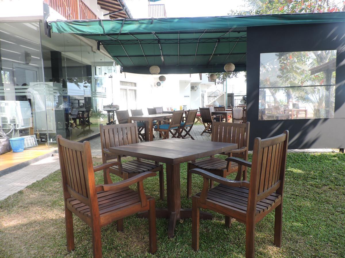 Joe'S Resort Unawatuna Bagian luar foto